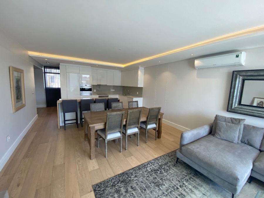 2 Bedroom Property for Sale in Sea Point Western Cape